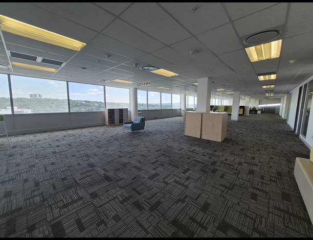 1,600M² OFFICE TO LET IN SANDTON CENTRAL